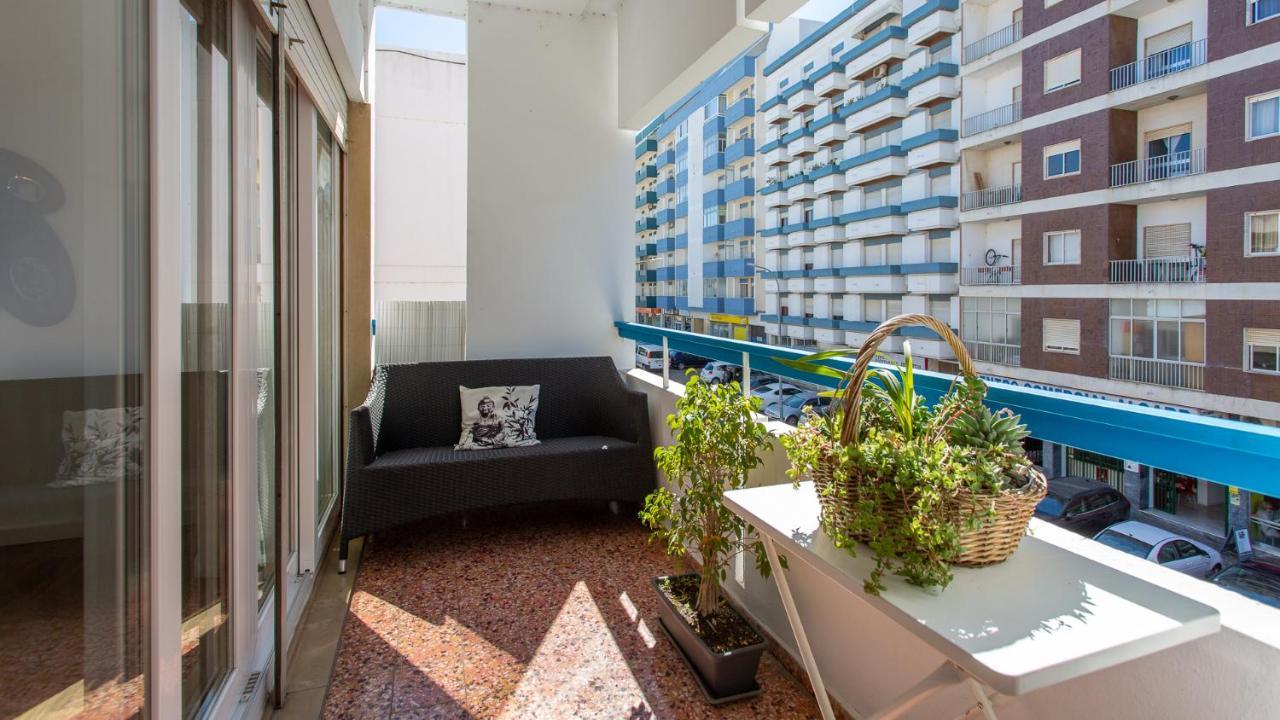 Faro Getaway W/ Big Balcony By Lovelystay Ngoại thất bức ảnh